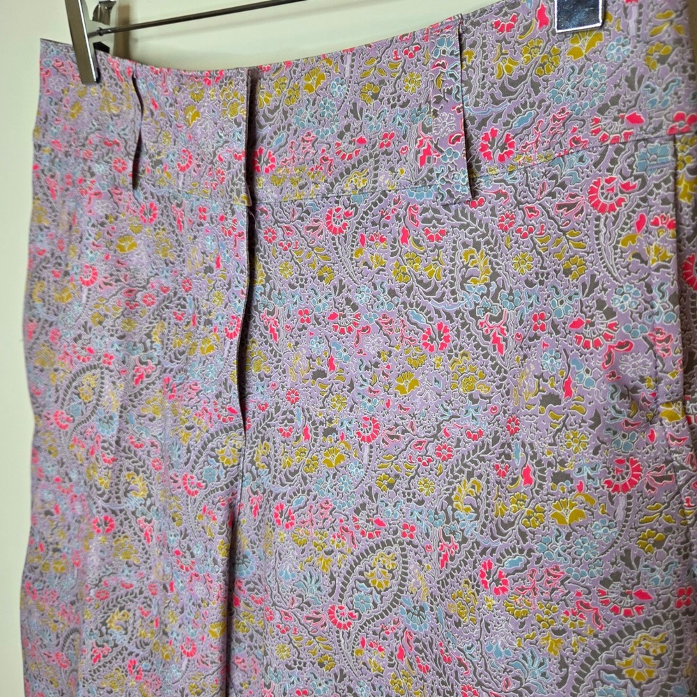 Nike Golf Fit Dry Womens Floral Paisley Bermuda Shorts Purple Pink Size 4 - Picture 2 of 5